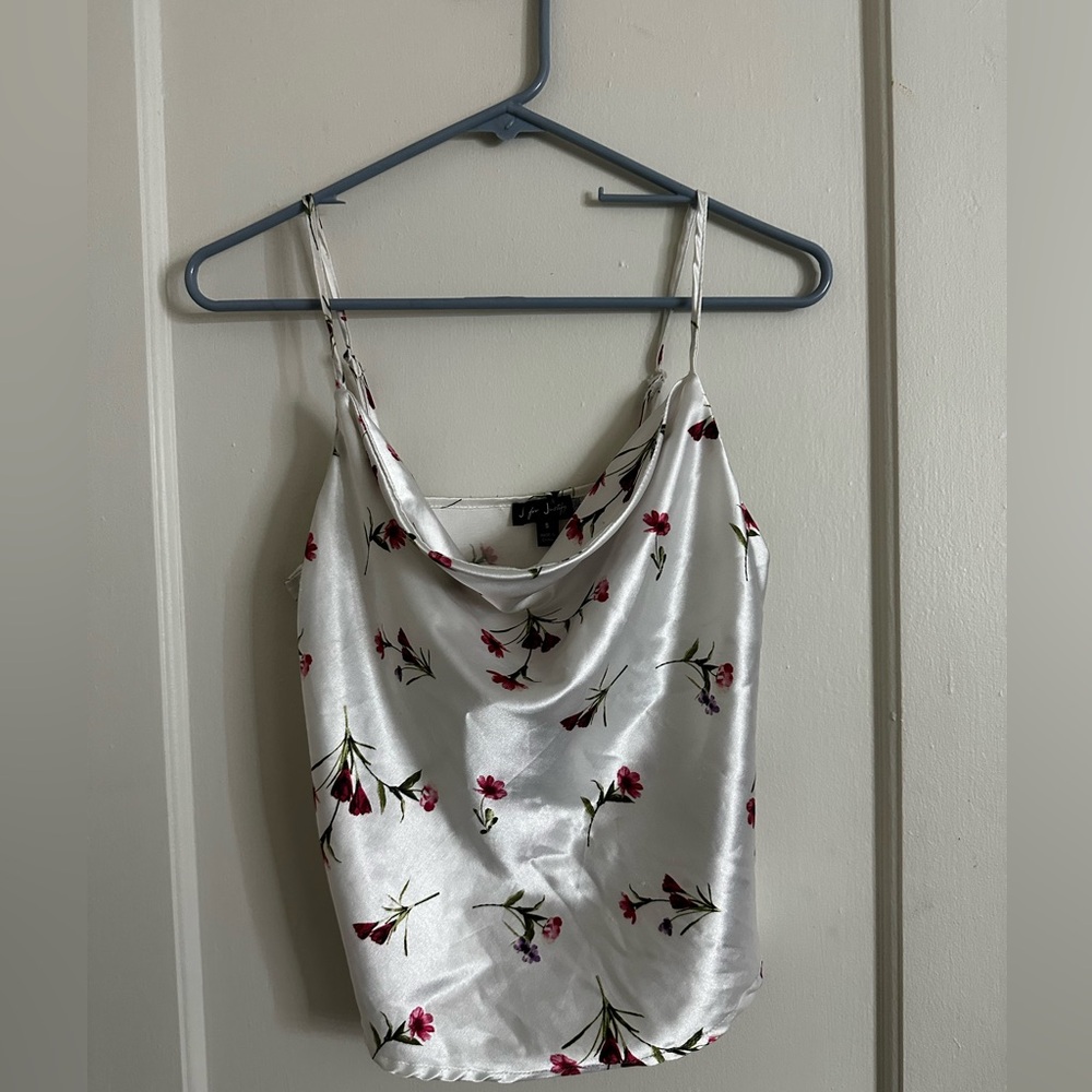 Silky Tank with roses